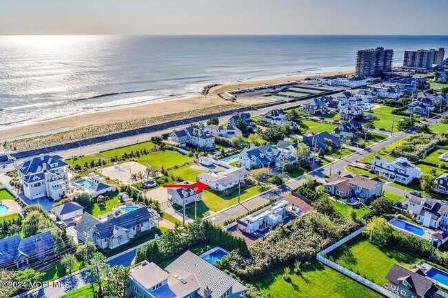 Building Photo - 65 Seaview Ave