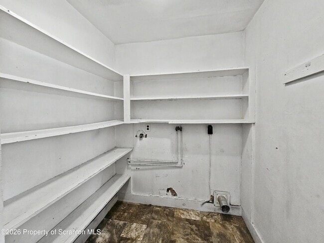Building Photo - 1315 Farr St
