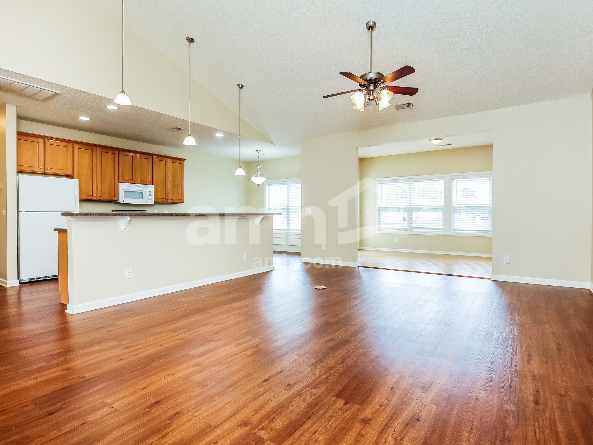 Building Photo - 7 Wyndham Dr