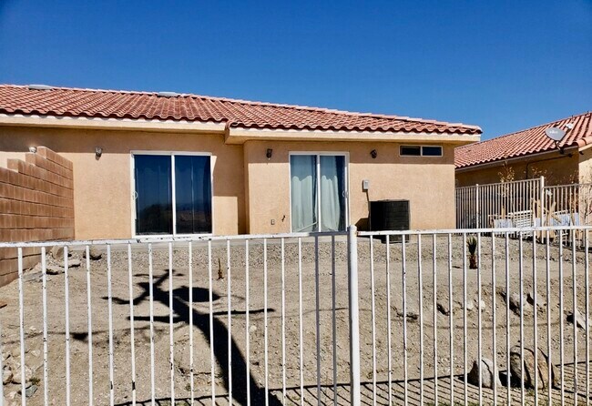 Building Photo - 66651 Ironwood Dr