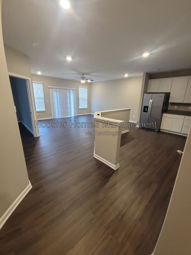 Building Photo - 5636 Brownstone Dr