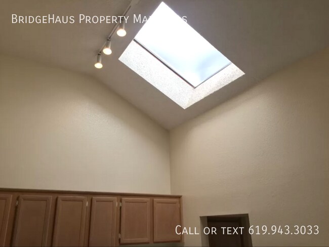 Building Photo - 9906 Scripps Westview Way