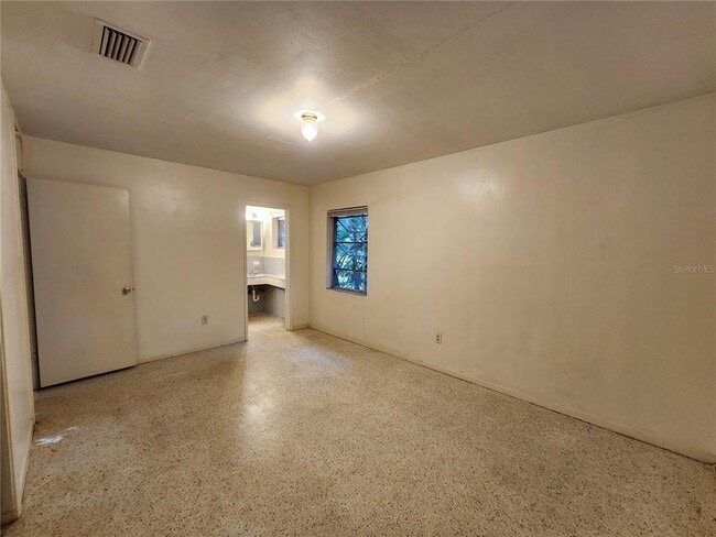 Building Photo - 1339 NW 25th Terrace