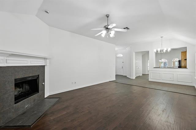 Building Photo - 8300 Hitching Tr