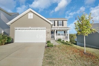 Building Photo - Coming Soon!!! Spacious and Modern 3-Bedroom Home for Rent Near Butler Lake