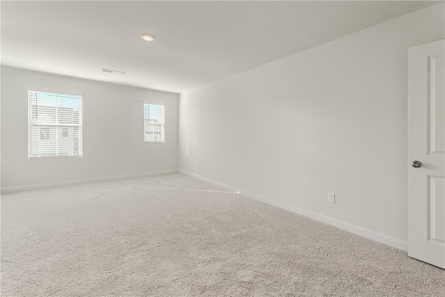 Building Photo - 7325 Mulberry St