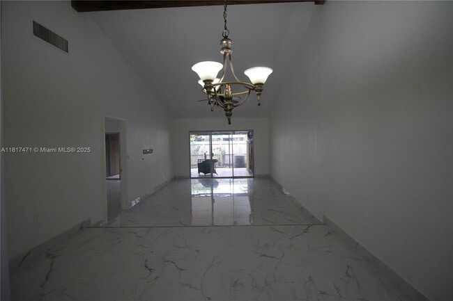 Building Photo - 10351 Juniper Ct