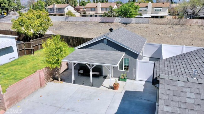 Building Photo - 9840 Natick Ave