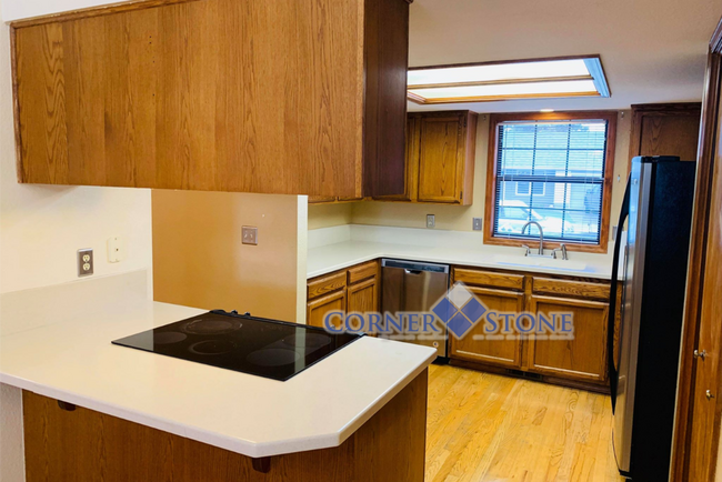 Building Photo - Boise Home with 2 Master Bedrooms!