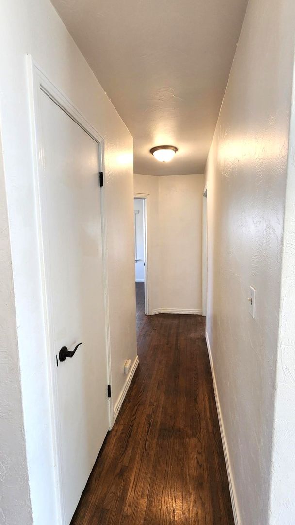 Building Photo - 3 BED 1 Bath Home Andys Sub Addition Bethany, OK