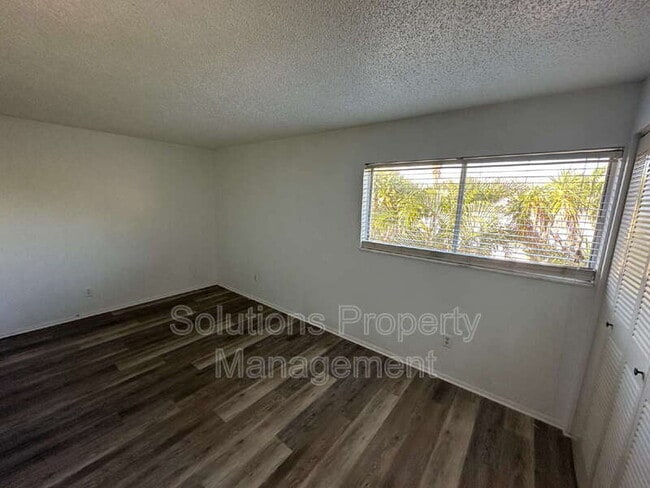 Building Photo - 1136 Steven Patrick Ave