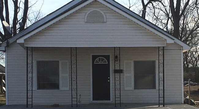 Primary Photo - 2 Bedroom 1 Bath house Ready December 1st!