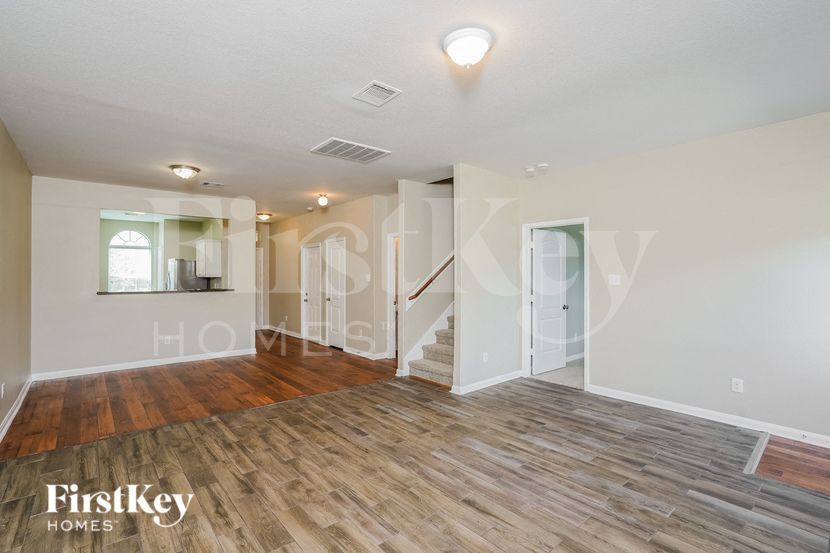 Building Photo - 9439 Ruby Mist Dr