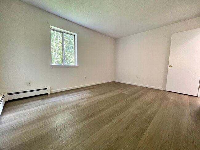 Building Photo - 20 Sundance Dr