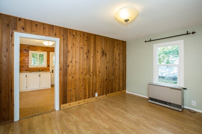 Building Photo - Great 1 bed, 1 bath home