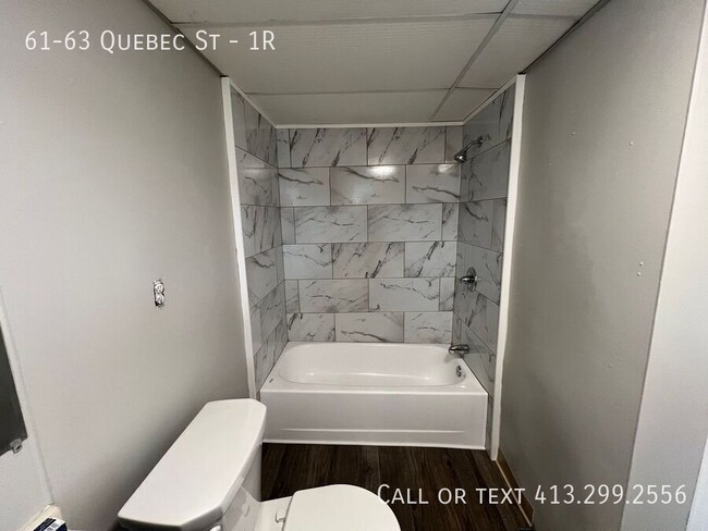 Building Photo - Fully Renovated 2 Bedroom Unit in Indian O...