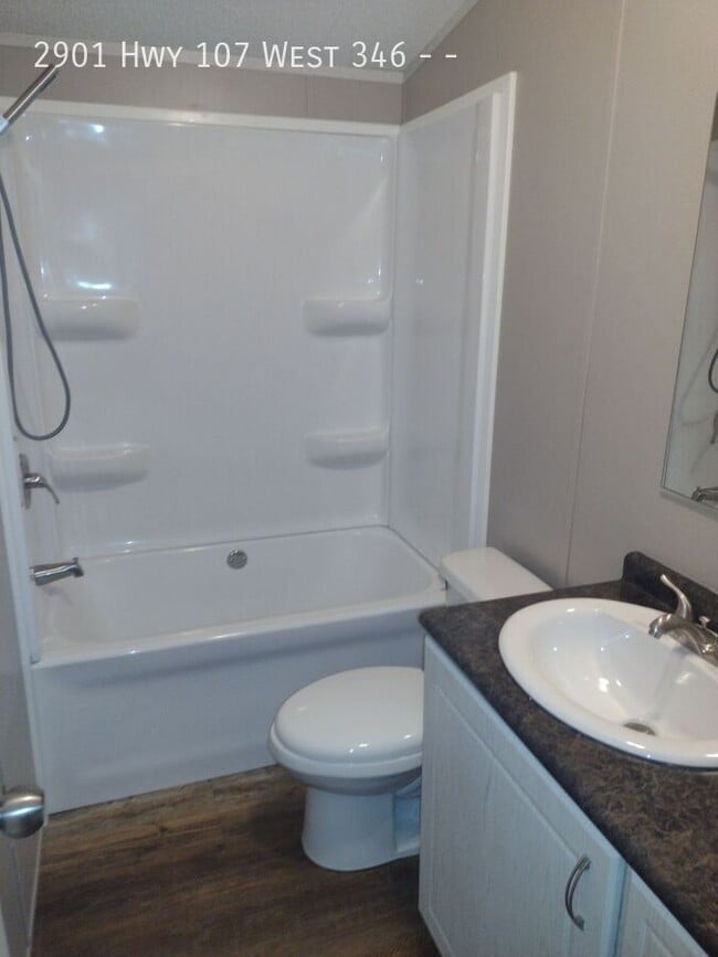 Building Photo - 2901 Hwy 107