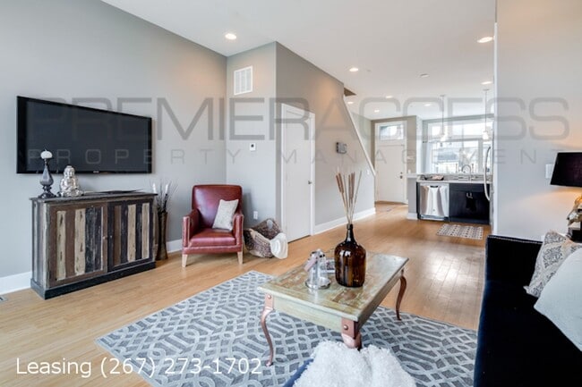 Building Photo - Northern Liberties Townhome