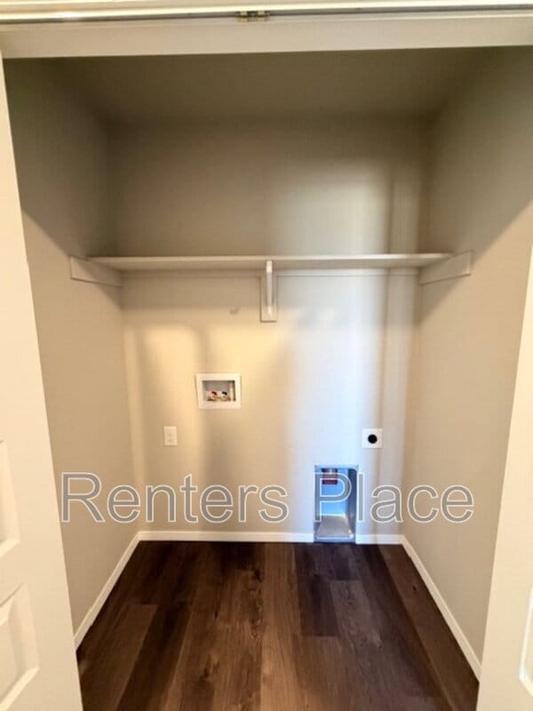 Building Photo - 1114 Raven Dr