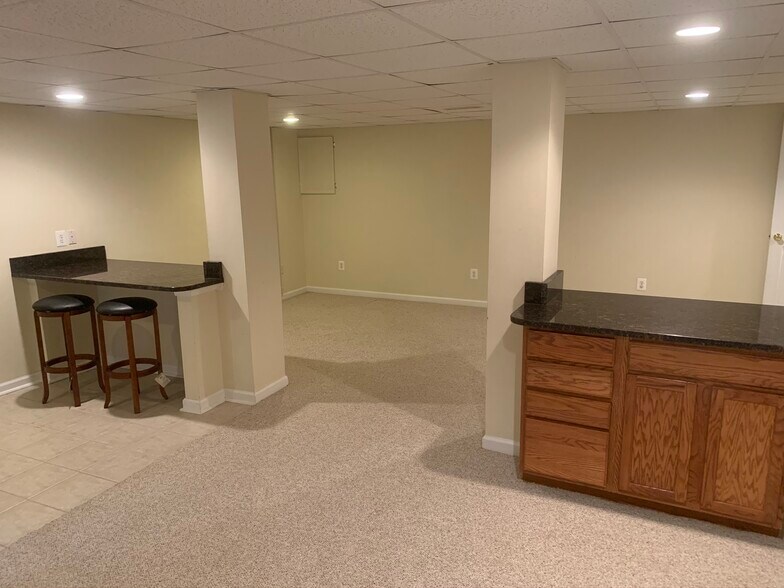 Building Photo - 1809 Stark Drive