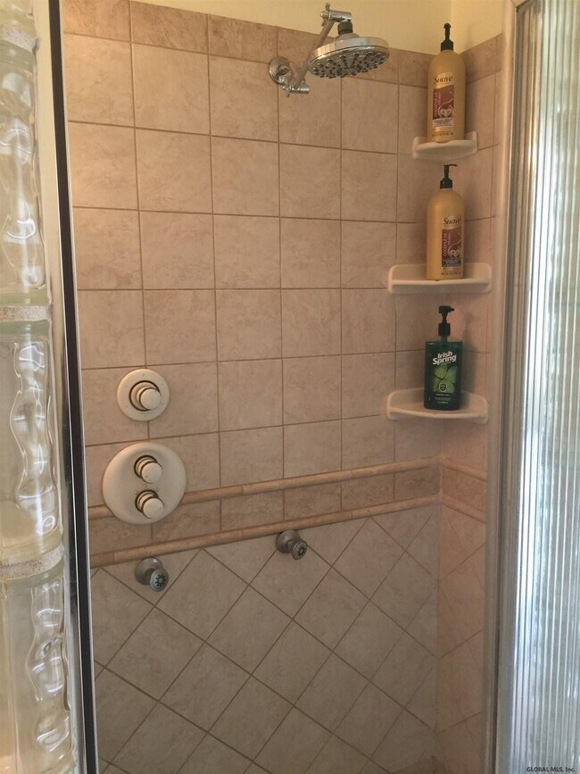 Building Photo - 18 Marvin Alley