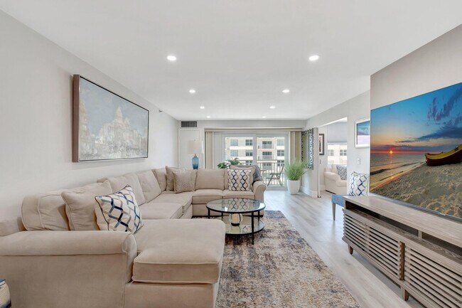 Building Photo - 4511 S Ocean Blvd