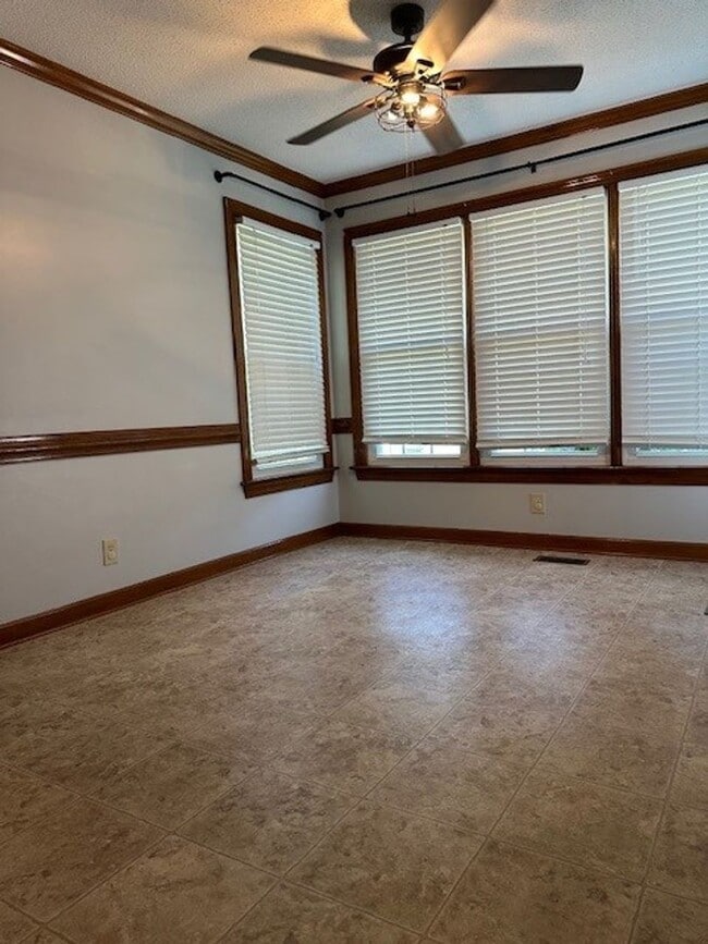 Building Photo - Spacious Home with Bonus Room, Pool & Solar Panels in Goldsboro!