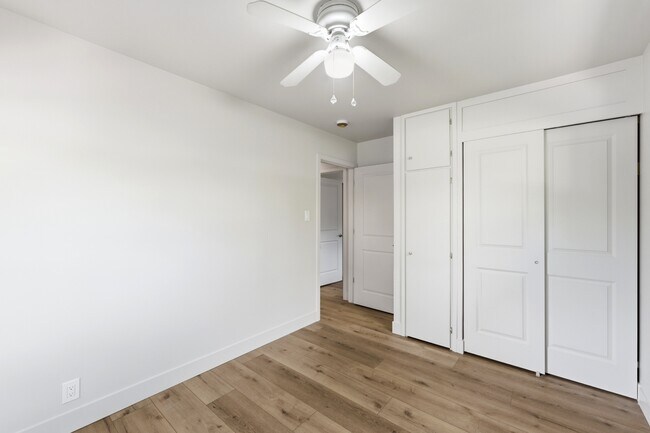 Building Photo - 1153 Buccaneer Dr