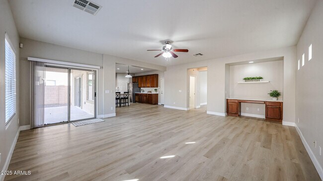 Building Photo - 15670 W Monterosa St