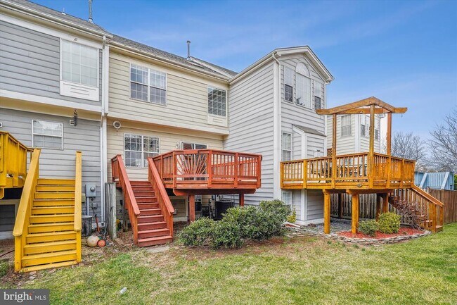 Building Photo - 25404 Upper Clubhouse Dr