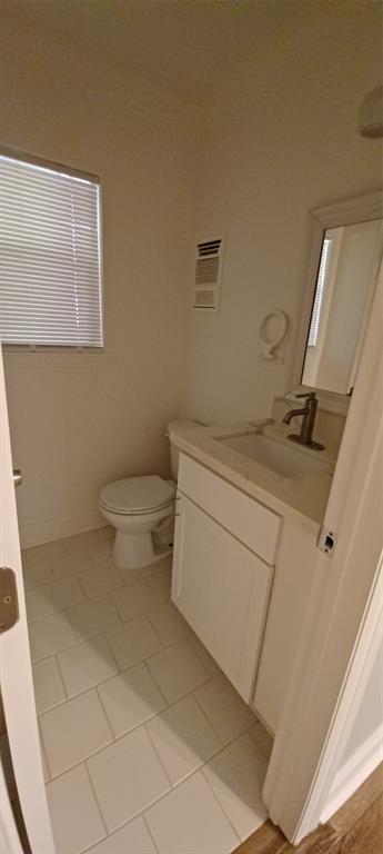 Building Photo - 405 Vashti Dr