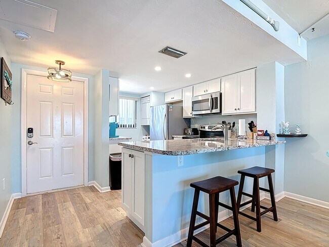 Building Photo - 8350 Estero Blvd