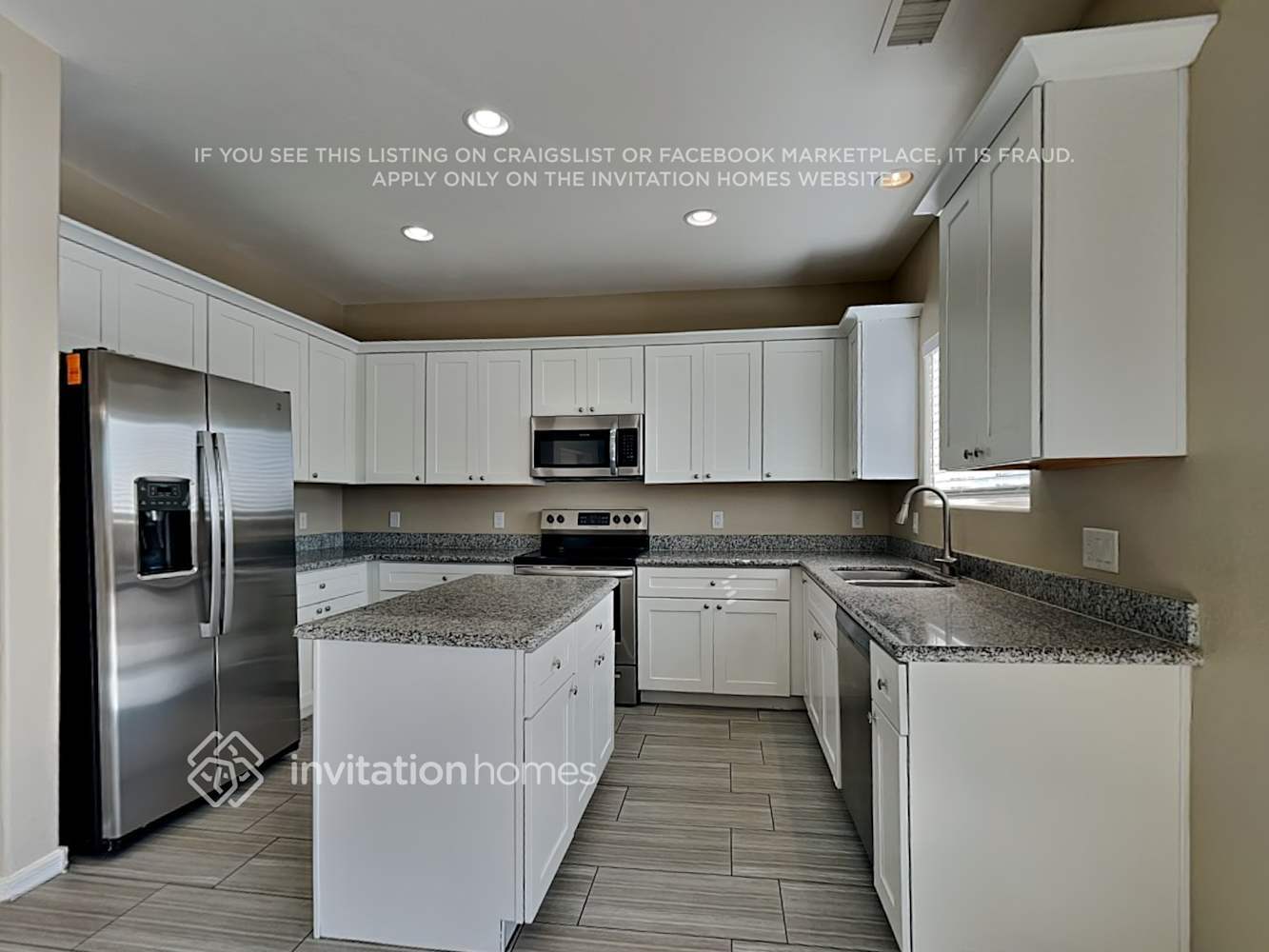 Building Photo - 18619 W Sanna St