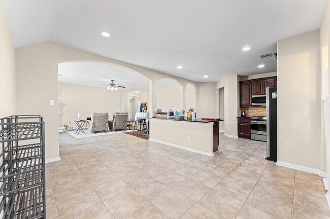 Building Photo - 235 New Harmony Trail