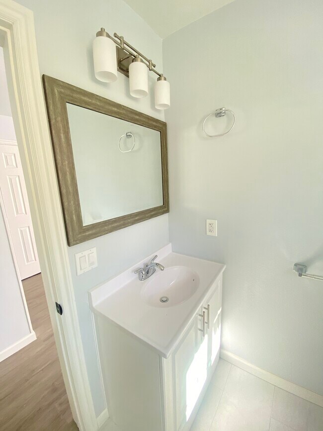 Building Photo - 11779 Garber St