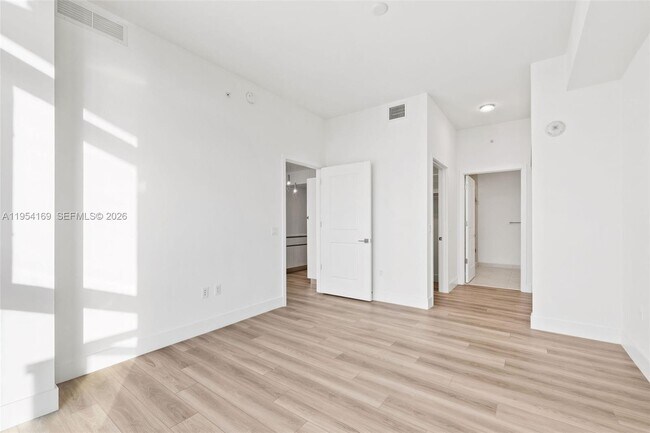 Building Photo - 101 Diplomat Pkwy