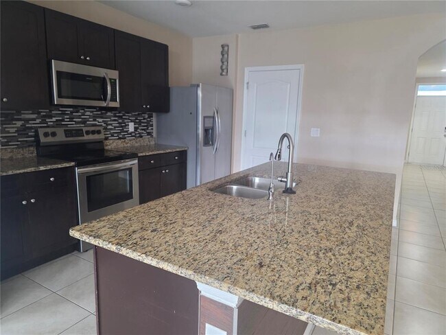 Building Photo - 4058 Silverstream Terrace