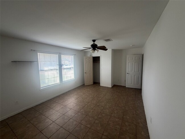 Building Photo - 7433 Faith Dr