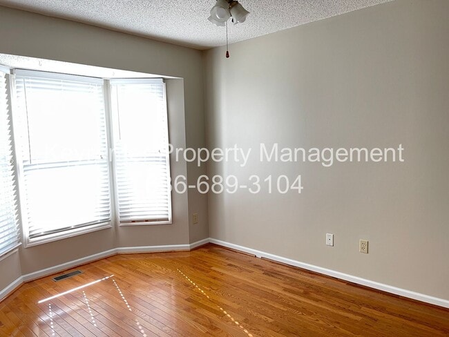 Building Photo - COMING SOON - Lovely Ranch in Stone Meadows with Fenced Backyard