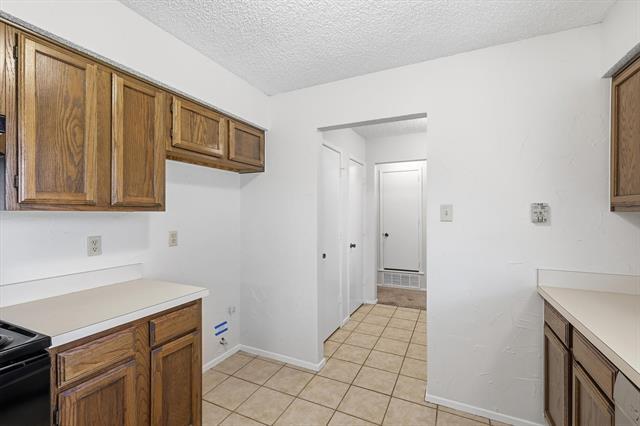 Building Photo - 513 Mack Dr