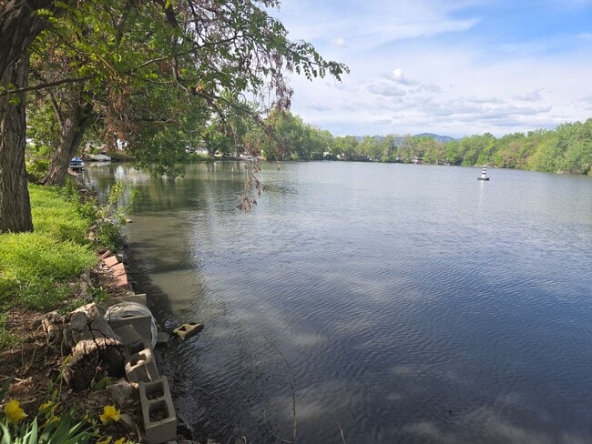 Building Photo - Charming 2 Bedroom Home in Prime Littleton Location