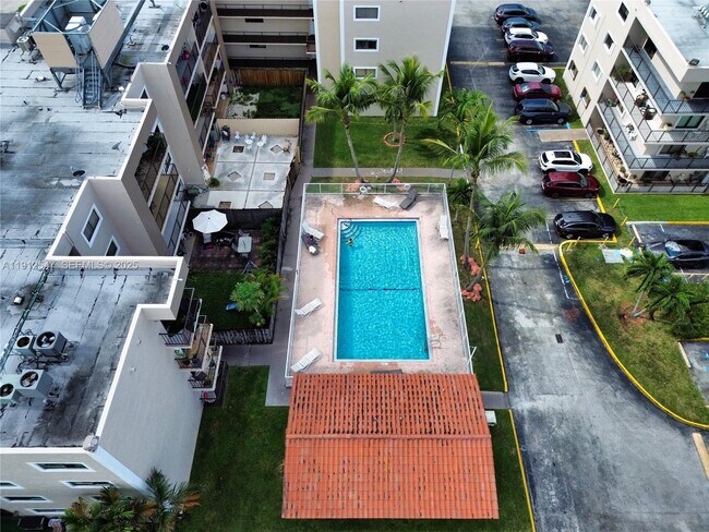 Building Photo - 8500 NW 8th St