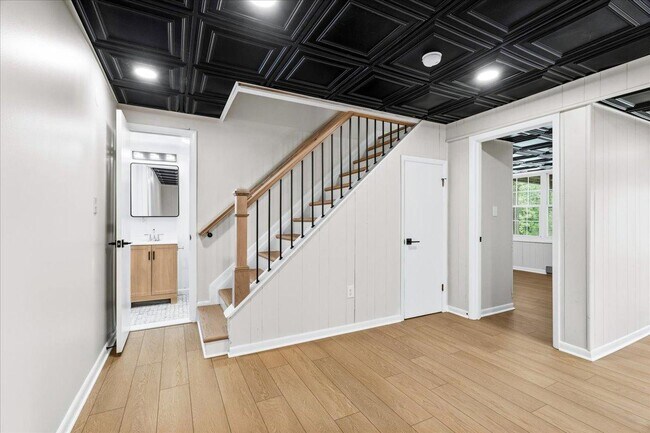 Building Photo - 7375 Freestate Dr