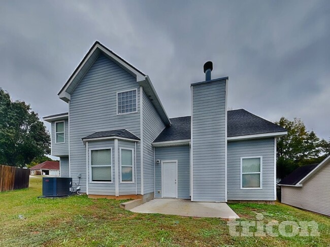 Building Photo - 4348 Persian Ct SW