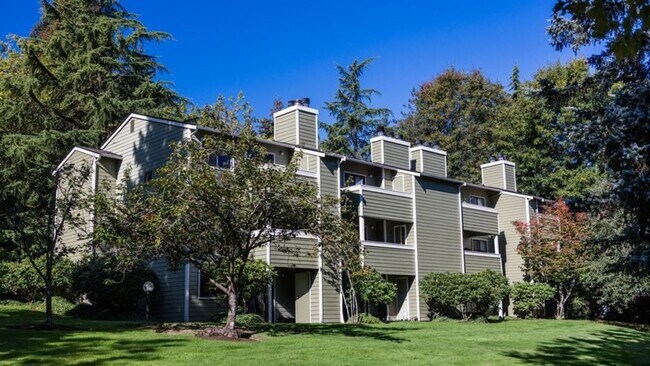 Building Photo - 7001 Old Redmond Rd