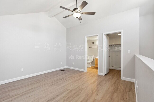 Building Photo - 30 E Brown Rd