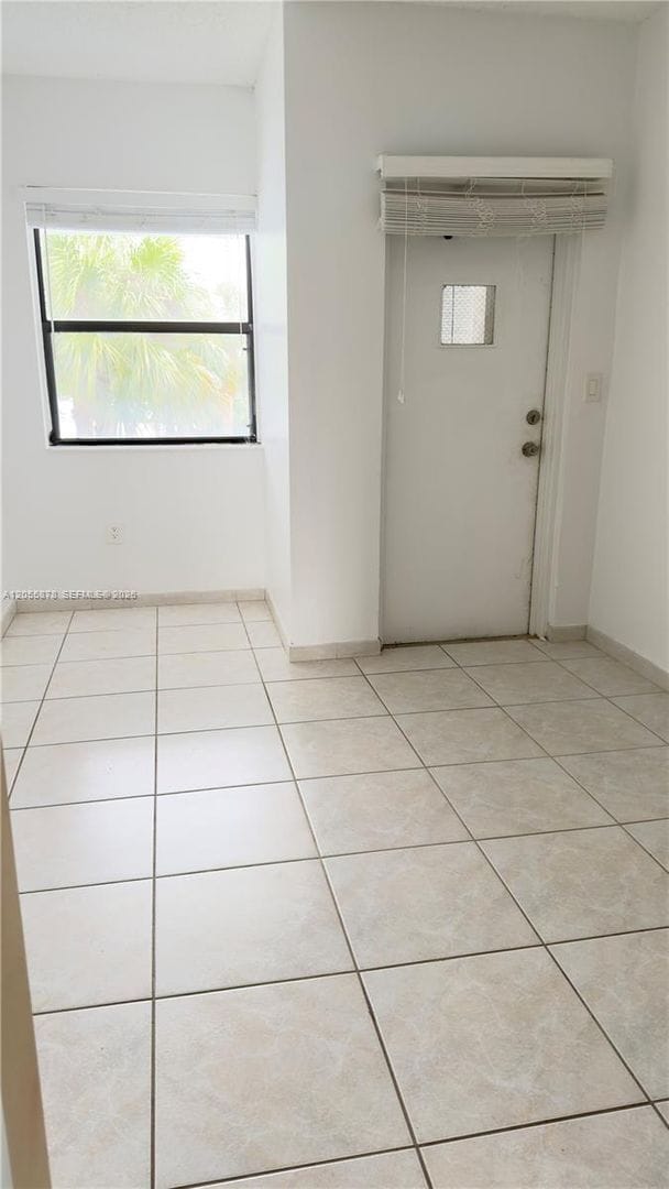 Building Photo - 456 Poinciana Island Dr