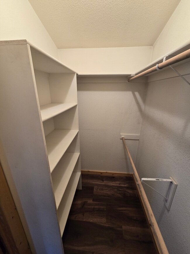 Building Photo - 789 Blackhawk Creek Dr