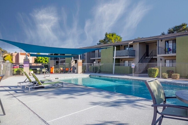 Building Photo - Avia 266