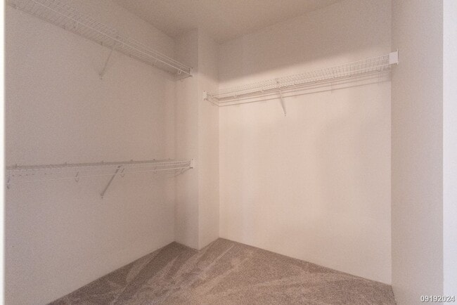 Building Photo - 4 br/2.5 ba Ewa Gentry Tuscany II, Schedul...